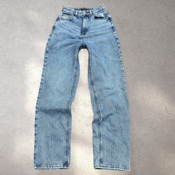 PLAYBOY BY PACSUN HIGH RISE STRAIGHT JEANS - Picture 4 of 7